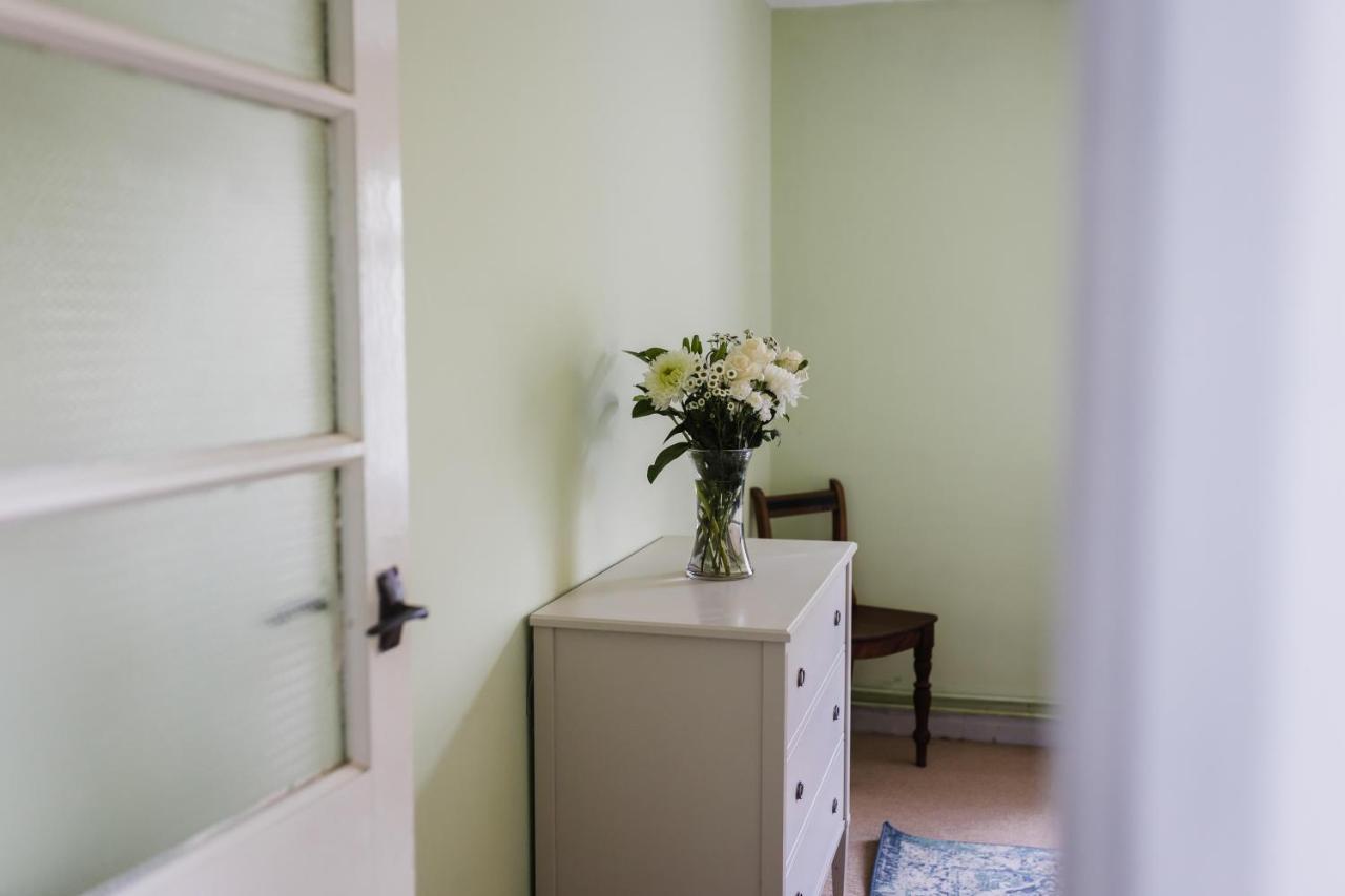 May Tree Cottage Manorbier 5 Mins From The Beach Sleeps 4 Buitenkant foto