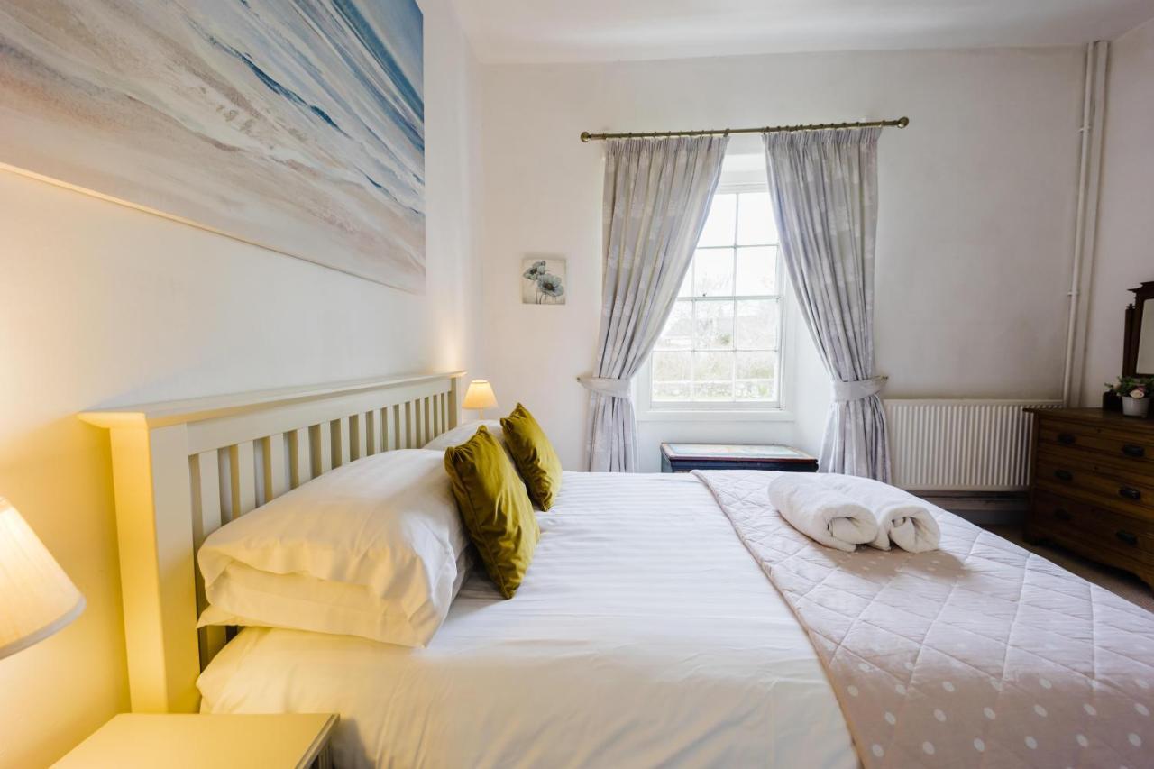 May Tree Cottage Manorbier 5 Mins From The Beach Sleeps 4 Buitenkant foto