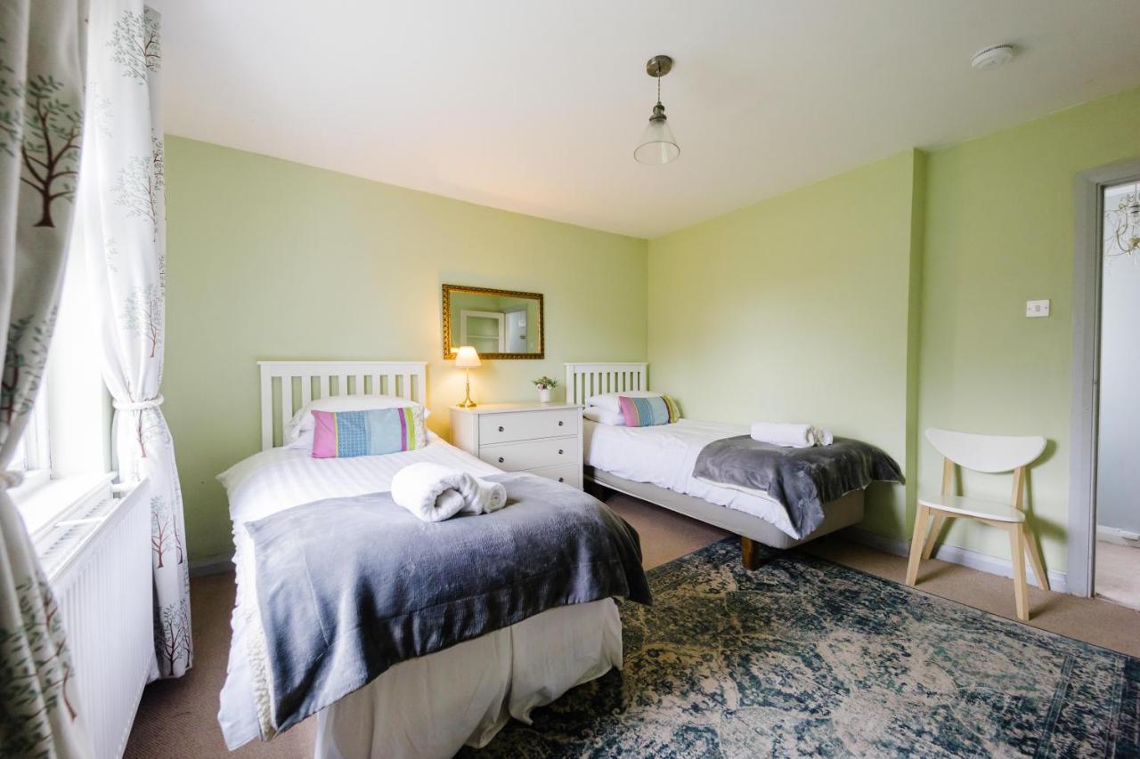 May Tree Cottage Manorbier 5 Mins From The Beach Sleeps 4 Buitenkant foto