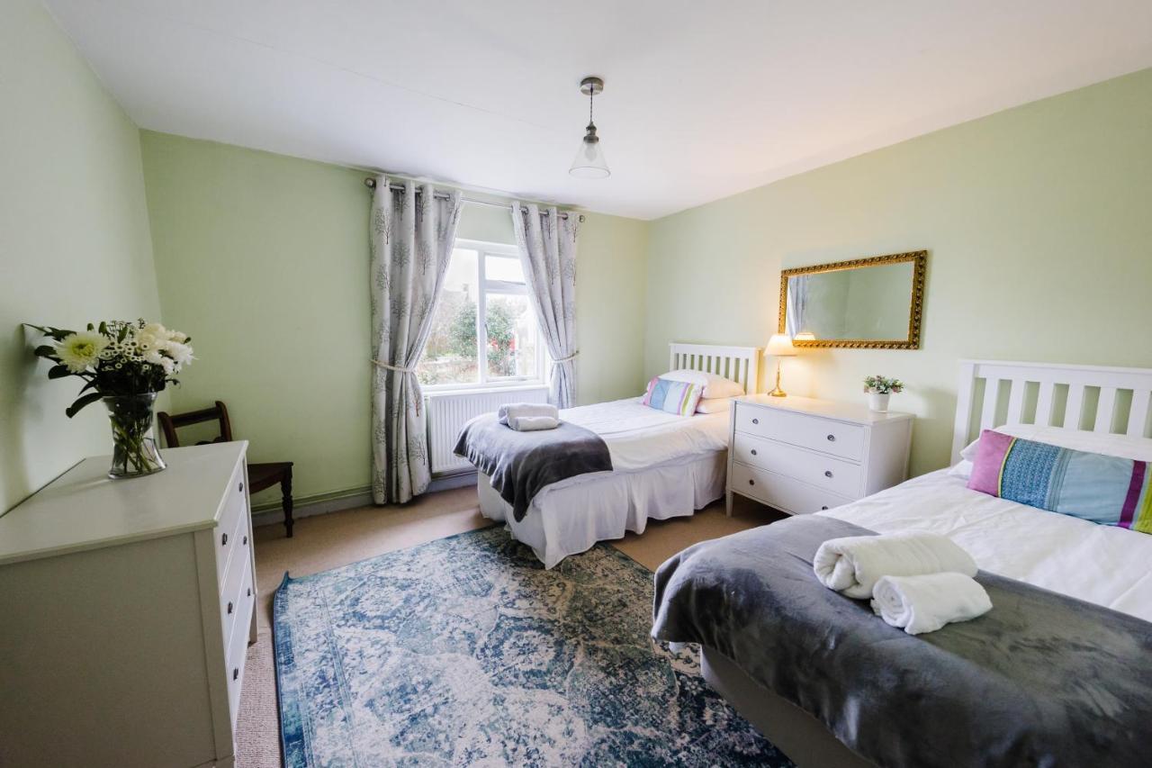 May Tree Cottage Manorbier 5 Mins From The Beach Sleeps 4 Buitenkant foto